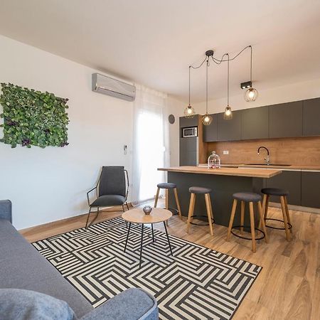 Luxury Apartments - La Vir 3 & 4 エクステリア 写真