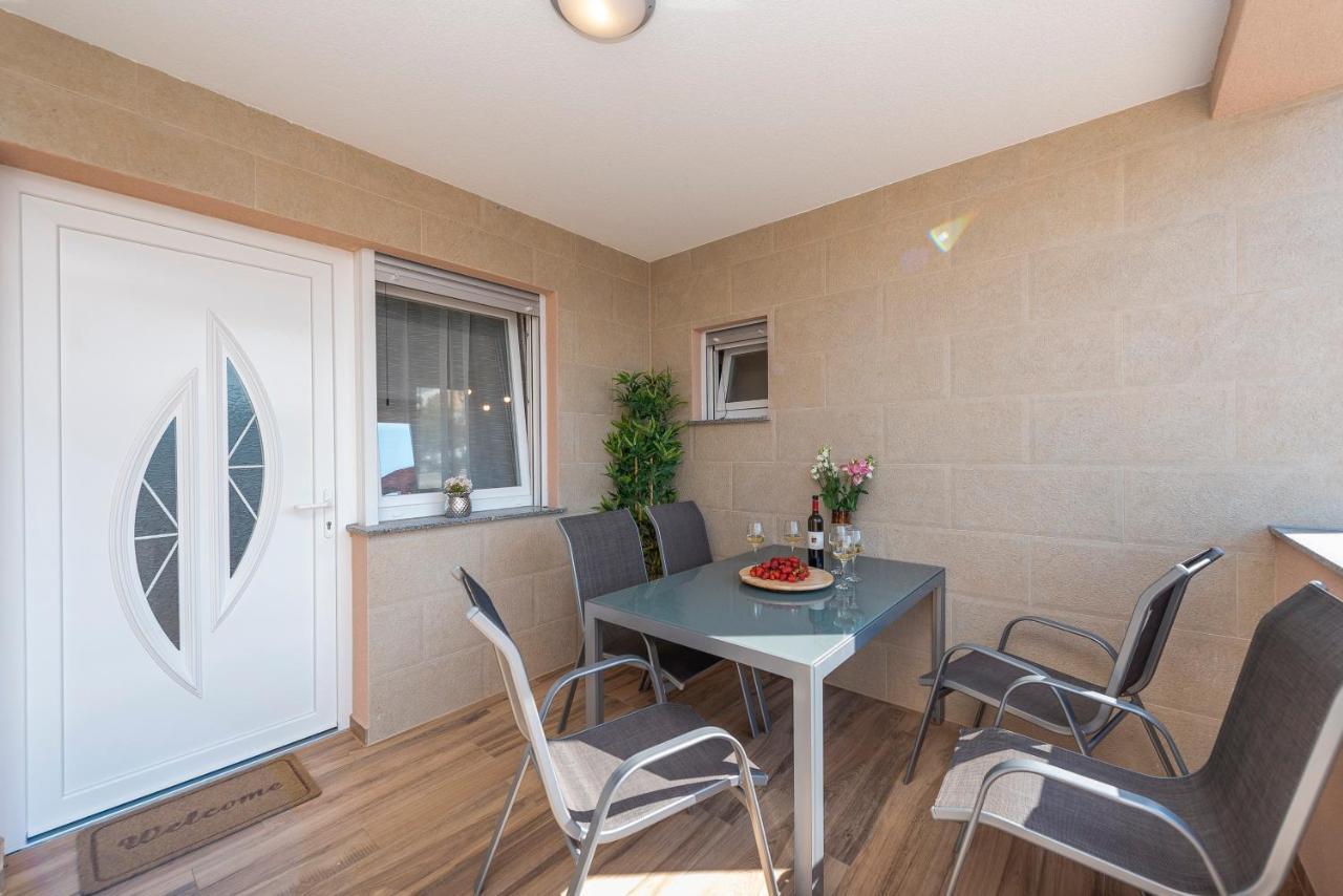 Luxury Apartments - La Vir 3 & 4 エクステリア 写真