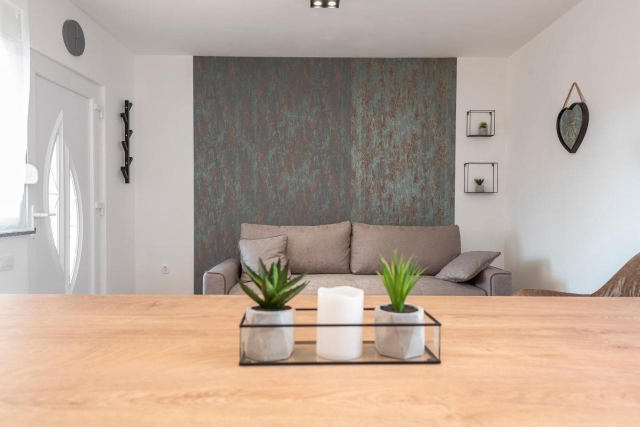 Luxury Apartments - La Vir 3 & 4 エクステリア 写真