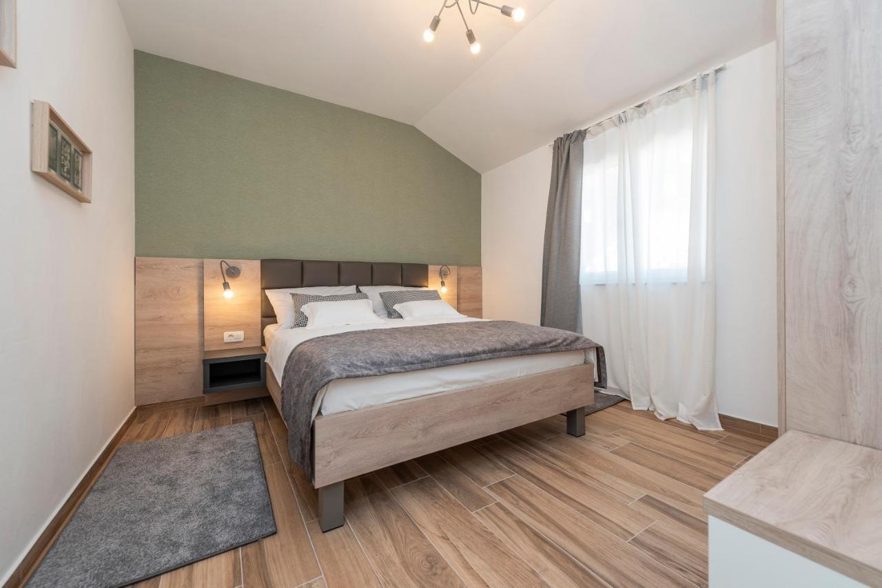 Luxury Apartments - La Vir 3 & 4 エクステリア 写真